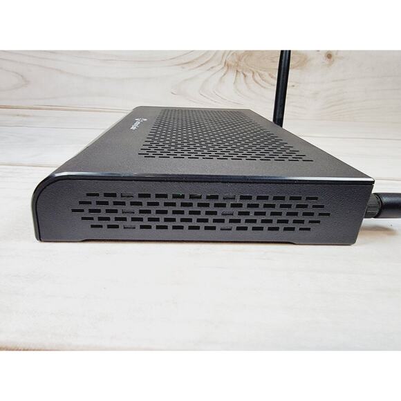 CenturyLink Wireless Modem WiFi Router C2000T Technicolor 802.11n Tested - Picture 5 of 14